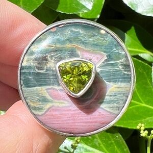 VINTAGE DESIGNER HALLMARKED STERLING SILVER OVERSIZED CHUNKY HEAVY PERIDOT RING